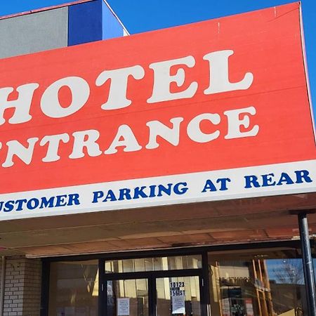 The Lodge Inn إيدمونتون المظهر الخارجي الصورة